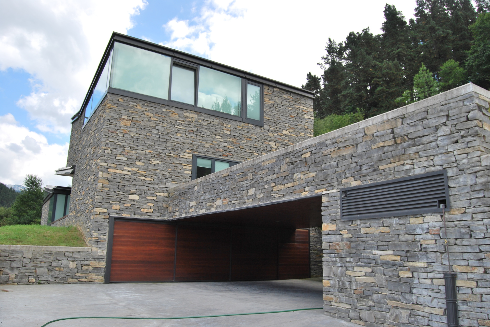 Edificación : Harri Construcciones & Mampostería